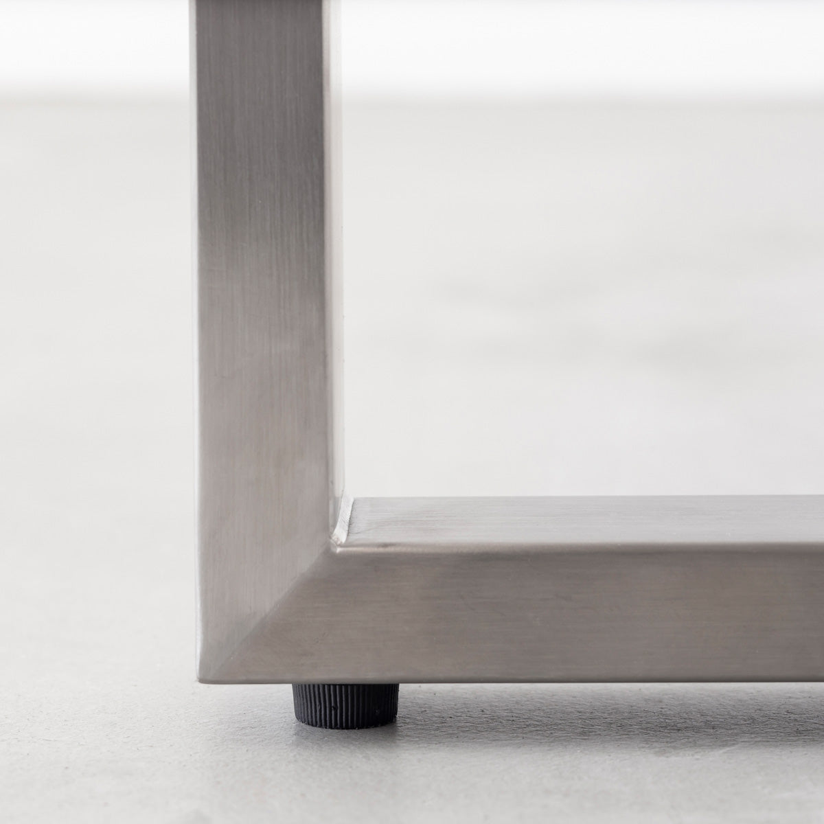 THE LOW TABLE / ラバーウッド ブラックブラウン × Stainless